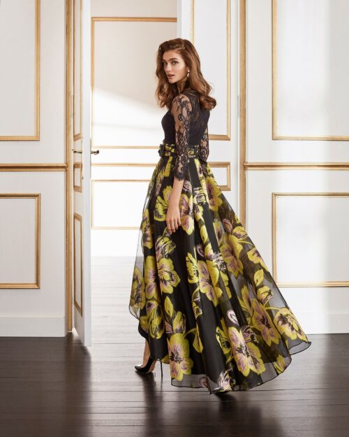 Vestido capa estampado Marfil Barcelona.