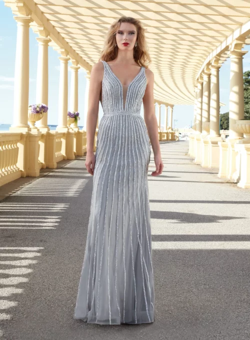 Vestido tul pedrería.