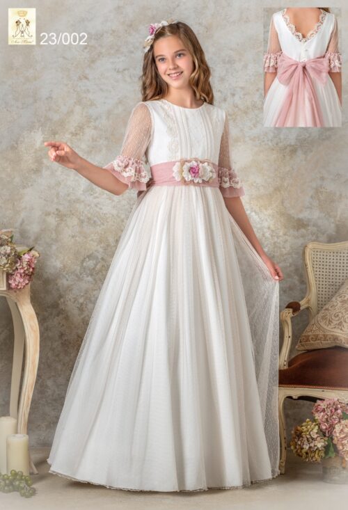 Vestido comunión cinturón rosa .