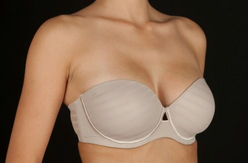 Sujetador sin tirantes con foam marca Selene