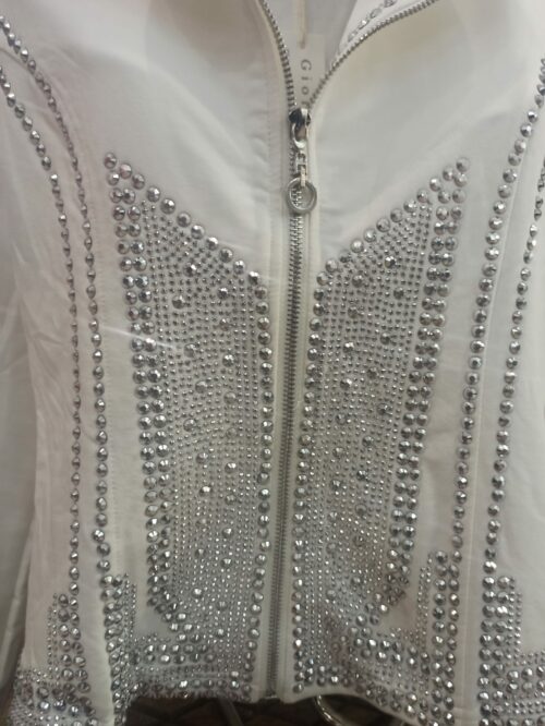 Chaqueta tachuelas